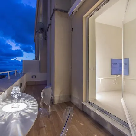 Terrazza Colombo Suites Daire *