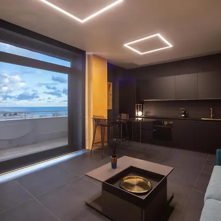 Terrazza Colombo Suites Cenova